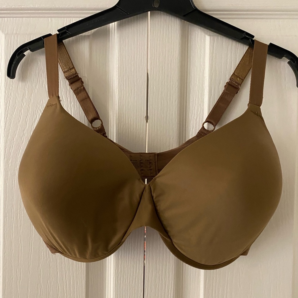 BALI T SHIRT BRA Size 40 DD